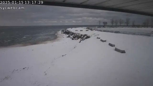 Just a webcam photo of my fishing spot across the channel to the nne.